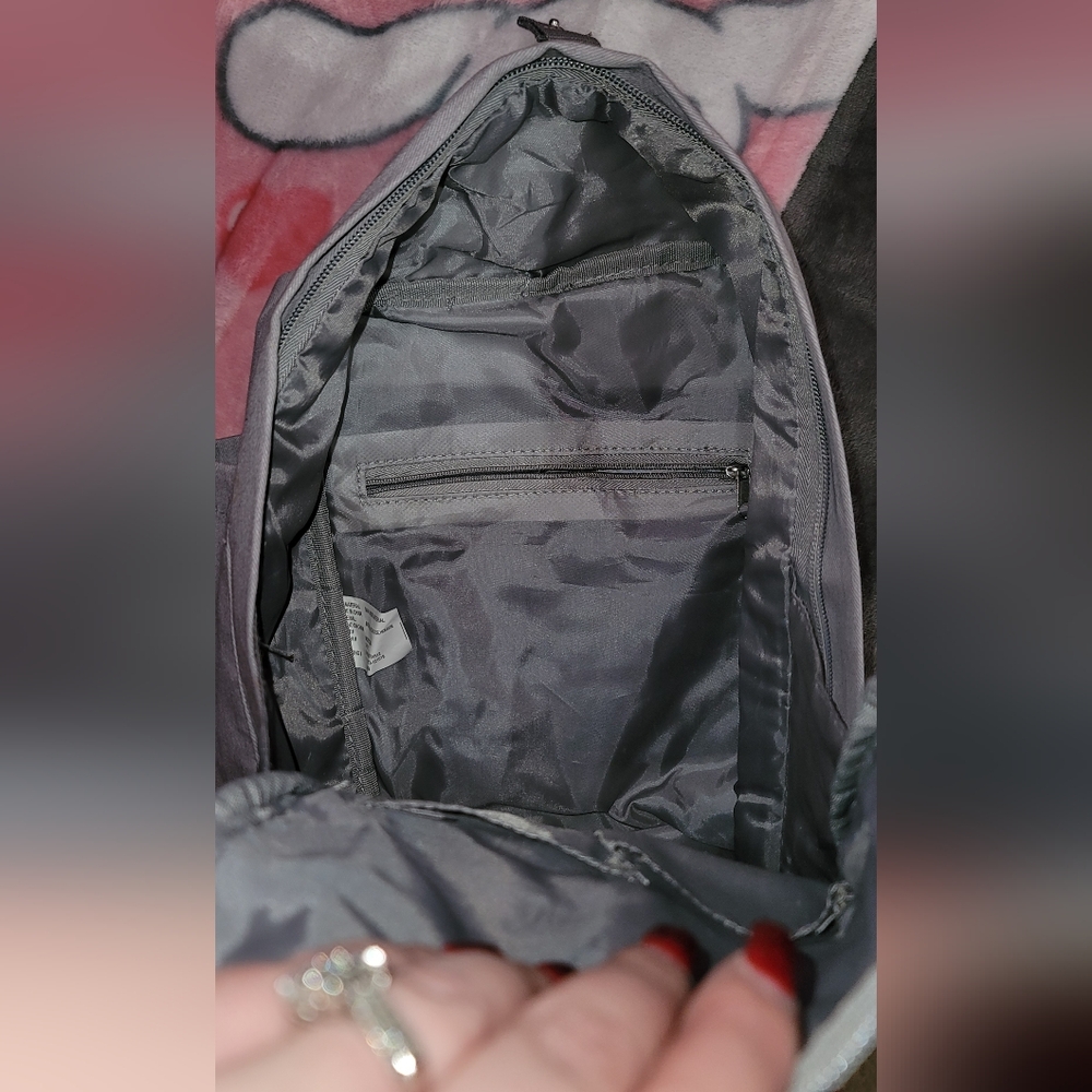 ✨️UNBRANDED Multi-Carry backpack - Picture 6 of 8